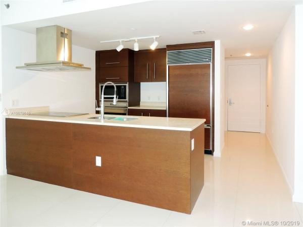 Icon Brickell Tower 2, 495 Brickell Ave #4004, Miami, Florida 33131, image 3