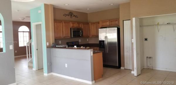 Mandarin Lakes, 13972 SW 279th Ln #13972, Naranja, Florida 33032, image 2