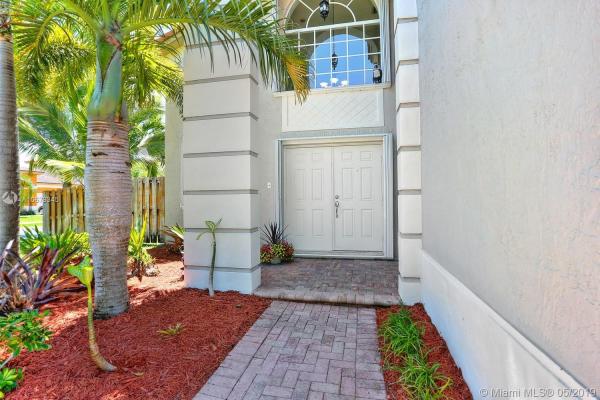 Floridian Bay Estates, 2000 NE 40th Rd, Homestead, Florida 33033, image 2
