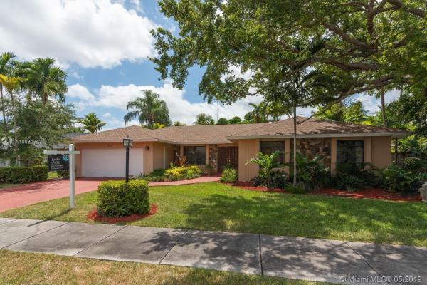 Glen Cove, 9825 SW 115th Ct, Kendall, Florida 33176, image 2