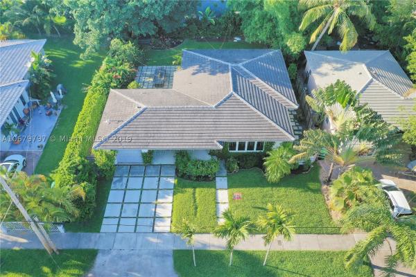 753 NE 87 St #, Unincorporated Dade County, Florida 33138, image 2