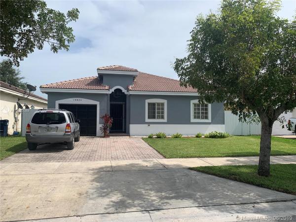 Silver Palm Lake, 10834 SW 229th St, Princeton, Florida 33170, image 2
