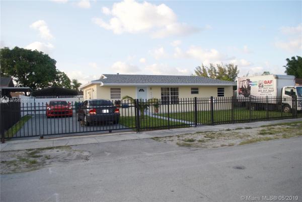 Carol City Gardens, 4411 NW 194th St, Miami Gardens, Florida 33055, image 2