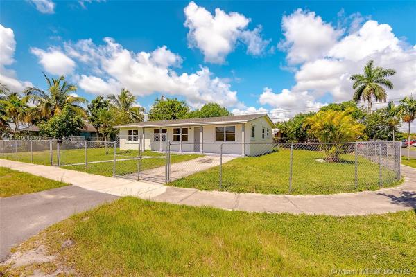 South Miami Heights Manor, 16850 SW 117th Ave, South Miami Heights, Florida 33177, image 2