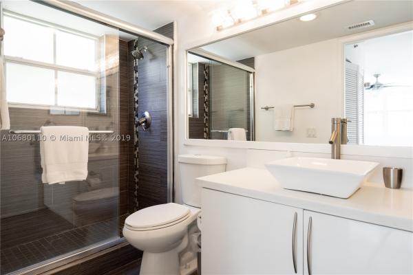 The Yacht Club At Aventura, Aventura, Florida 33180, image 3
