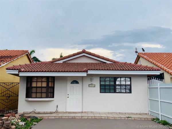 Biltmore Estates, 11524 NW 88th Ave, Hialeah Gardens, Florida 33018, image 2