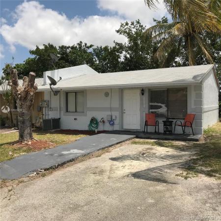 Esplanade, 1560 Kia Dr, Homestead, Florida 33033, image 2