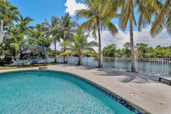 Highland Lakes Estates, 21430 NE 23rd Ave, Ojus, Florida 33180, image 2