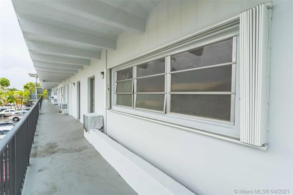 Claremont Place, 2005 Sans Souci Blvd #203, North Miami, Florida 33181, image 2