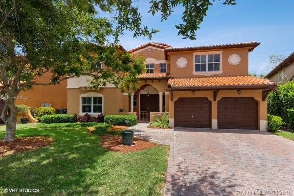 2640 SW 156th Pl, The Hammocks, Florida 33185, image 2