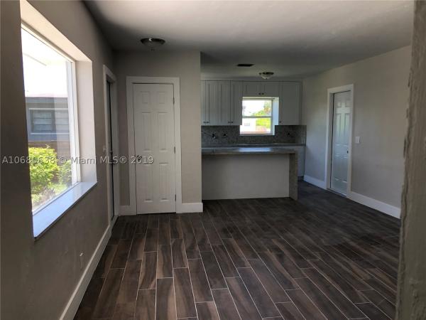 Coral Way Village, 8361 SW 35th Ter, Westchester, Florida 33155, image 2