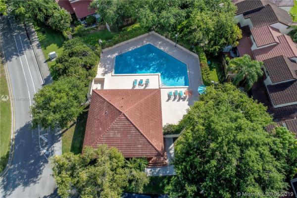 Kenland Court, 9442 SW 123rd Ct #9442, The Crossings, Florida 33186, image 2