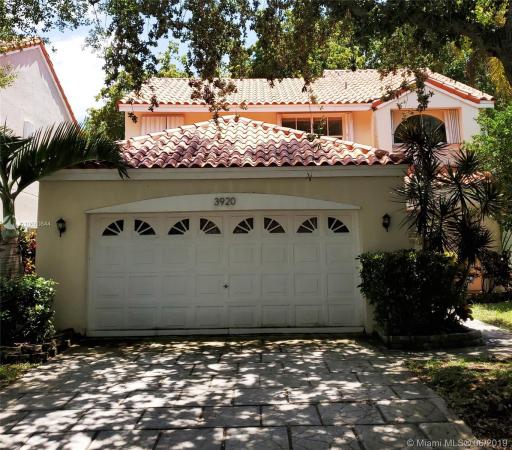 L'Etoile At Emerald Pointe, 3920 Hyde Park Cir, Hollywood, Florida 33021, image 2