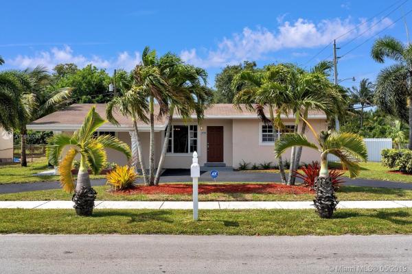 Sunny Isles Inland, 1990 NW 179th St, Miami Gardens, Florida 33056, image 2