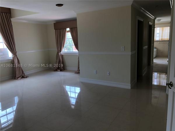 Marbella Park, 8316 NW 195th Ter, Hialeah, Florida 33015, image 2
