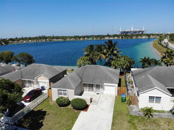 Leslie Lake North, 19941 NW 32nd Ave, Miami Gardens, Florida 33056, image 2