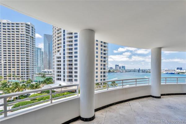 Two Tequesta Point, 808 Brickell Key Dr #1005, Miami, Florida 33131, image 2