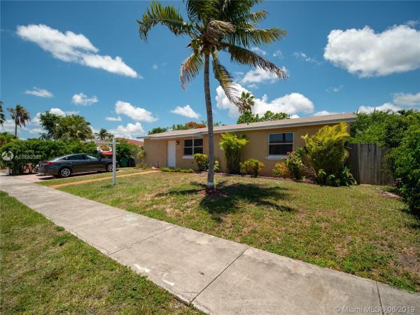 Princetonian, 25510 SW 125th Ct, Princeton, Florida 33032, image 2