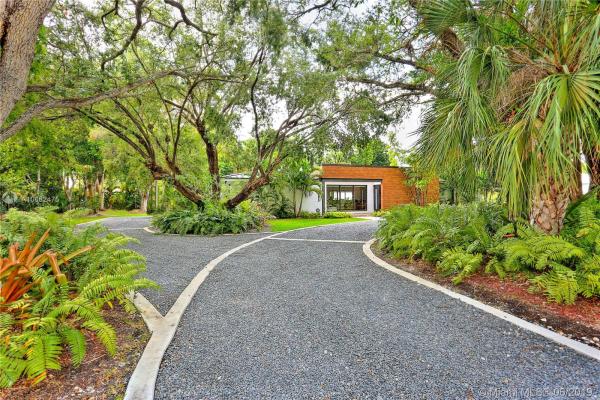 5505 SW 88th St, Unincorporated Dade County, Florida 33156, image 2