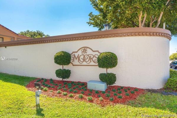 Harbour At The Moors, 18136 NW 61st Pl, Country Club, Florida 33015, image 2