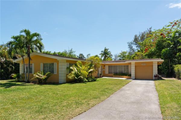 Merion Park Manor, 7360 SW 65th Ave, South Miami, Florida 33143, image 2