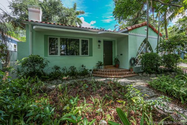 Sherwood Forest, 237 NE 86th St, El Portal, Florida 33138, image 2