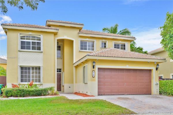 Pelican Bay At Old Cutler Lakes, 9106 SW 210th Ter, Cutler Bay, Florida 33189, image 2
