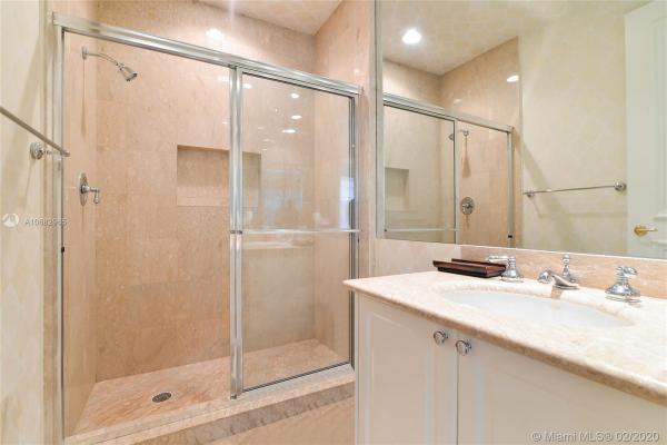 Porto Vita Townhomes, 3924 NE 199th Ter, Aventura, Florida 33180, image 2