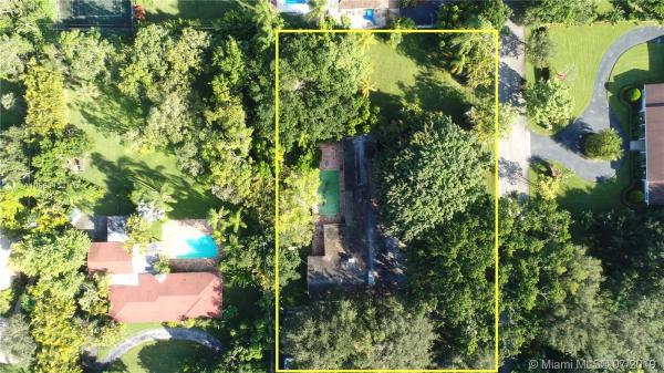 Florimoldi, 12100 SW 64th Ave, Pinecrest, Florida 33156, image 2