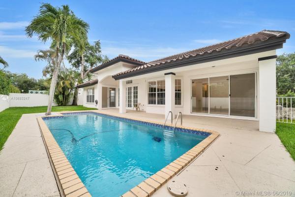 Graham West, 16024 NW 82nd Ct, Miami Lakes, Florida 33016, image 2
