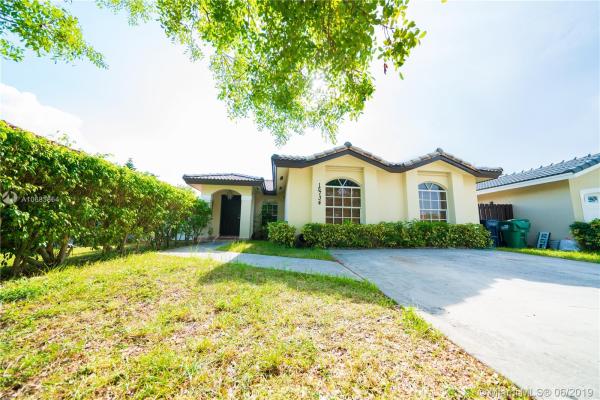 Richmond West No HOA, 15734 SW 138th Pl, Richmond West, Florida 33177, image 2