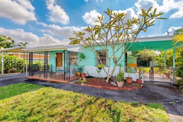 Avenue, 270 E 61st St, Hialeah, Florida 33013, image 1