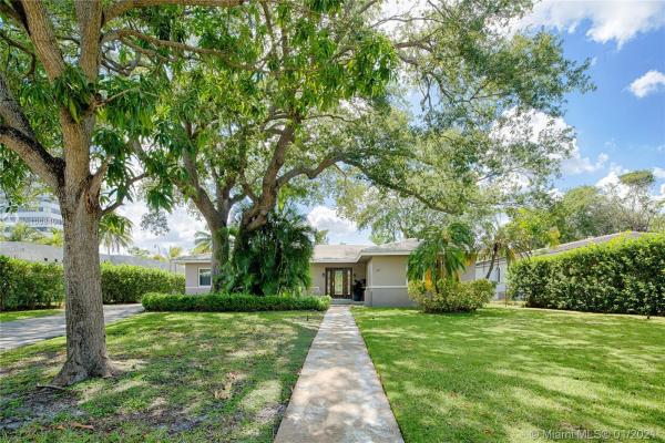 Bay Point, 4744 Bay Point Rd, Miami, Florida 33137, image 2