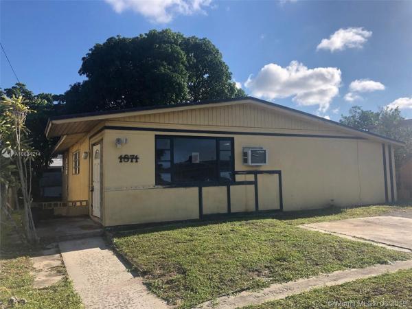 Rainbow Park, 1871 NW 154th St, Miami Gardens, Florida 33054, image 2