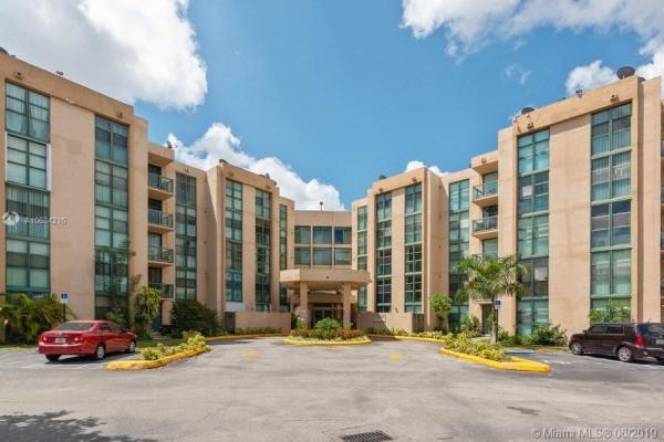 Coral Towers, 2075 SW 122nd Ave #405, Tamiami, Florida 33175, image 2
