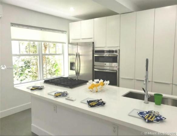 Palm Garden, 752 N Meridian Ave #17, Miami Beach, Florida 33139, image 2