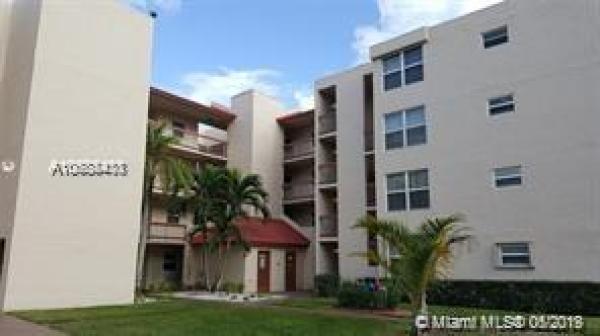 Evergreen Of Pine Island Ridge, 9411 Evergreen Pl #202, Davie, Florida 33324, image 2