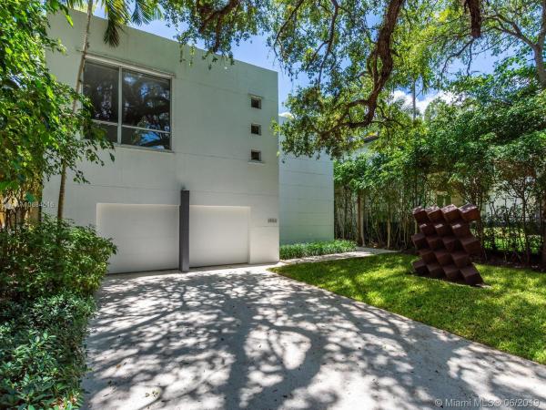 Coconut Grove Park, 3550 Avocado Ave, Miami, Florida 33133, image 2