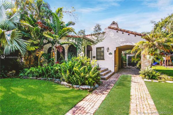 Coconut Grove, 234 Viscaya Ave, Coral Gables, Florida 33134, image 2