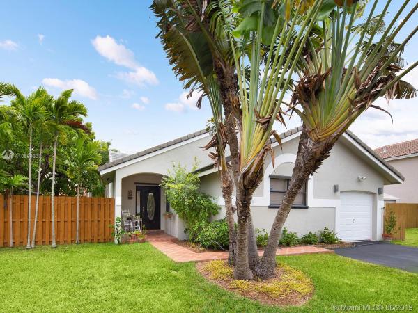 Pueblo Del Sol, 6670 SW 104th Ct, Sunset, Florida 33173, image 2