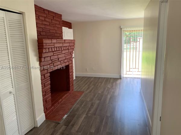 3266 NW 35th St, Unincorporated Dade County, Florida 33142, image 2