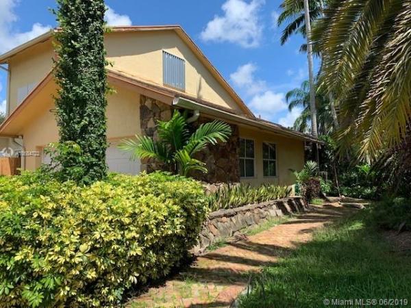 12904 SW 103rd Ct, Kendall, Florida 33176, image 2