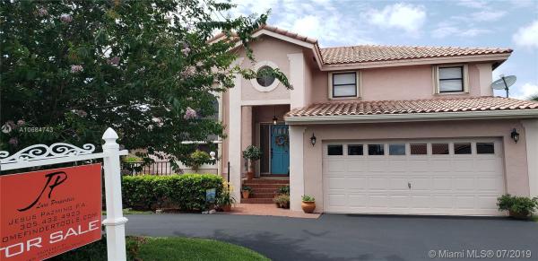Hawkes Bluff, 15521 Briarwood Mnr, Davie, Florida 33331, image 2