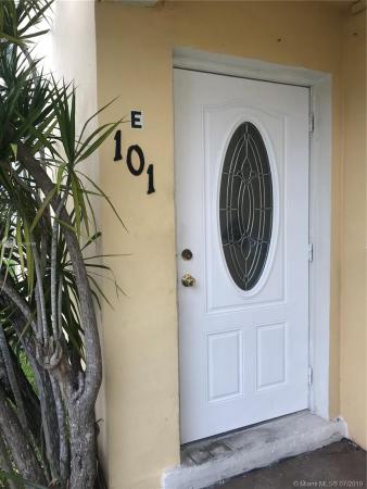 Village At Dadeland, 7360 SW 82nd St #E101, Glenvar Heights, Florida 33143, image 2