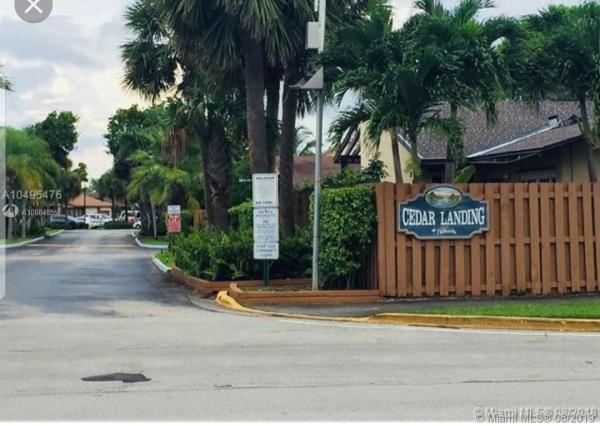 Cedar Landing At The Hammocks, 9642 SW 148th Ave #9642, The Hammocks, Florida 33196, image 2