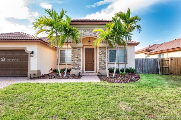 9467 SW 221st Ln, Cutler Bay, Florida 33190, image 2