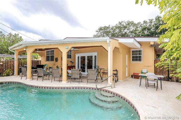 Miami Springs No HOA, 58 Bentley Dr, Miami Springs, Florida 33166, image 2