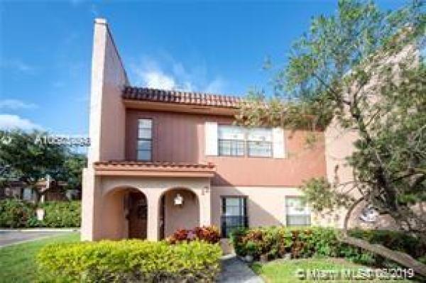 Valencia Village, 12 Madrid Ln #1-18, Davie, Florida 33324, image 2