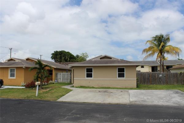 The Ridges, 20819 Sailfish Ln, Cutler Bay, Florida 33189, image 2