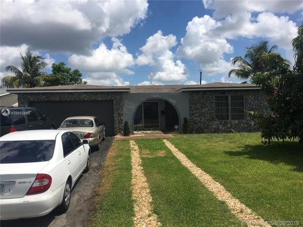 8637 Claridge Dr, Miramar, Florida 33025, image 2